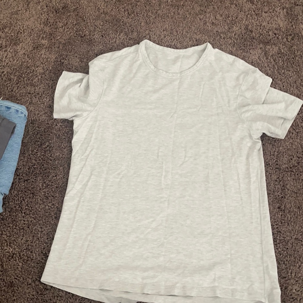 M Men’s basic tee lululemon